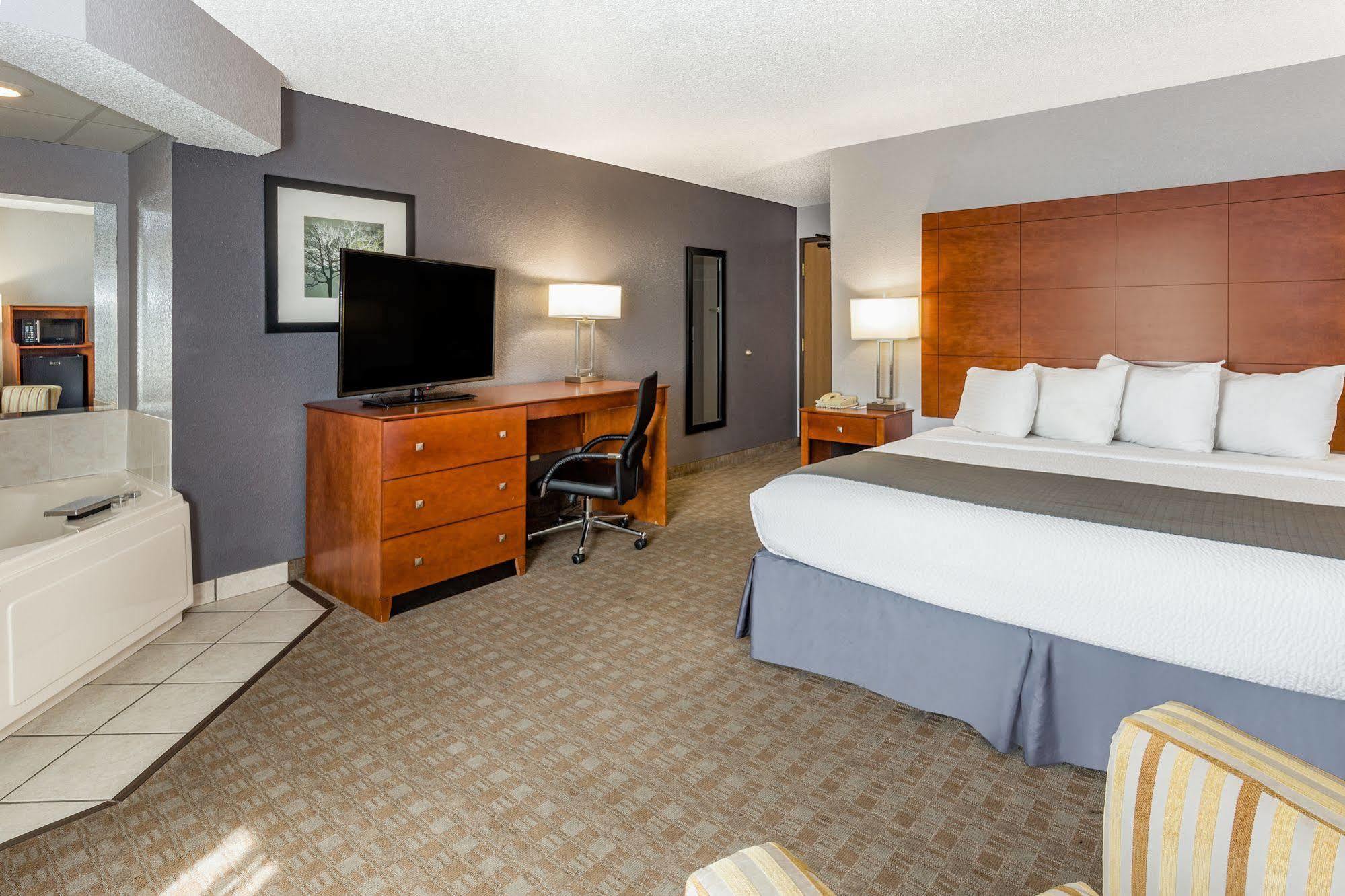 AmericInn by Wyndham Ankeny/Des Moines Exterior foto